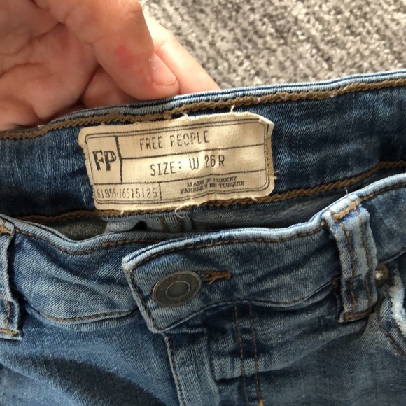 Free People Lightwash Skinny Jeans - Picture 2 of 5